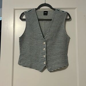 Women’s sweater vest